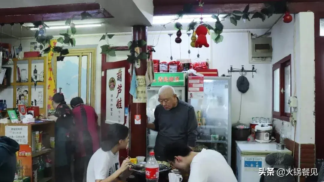 火锅店评价100字好评（盘点：时下全国最火的30家火锅店，都长什么样？）-第36张图片-拓城游