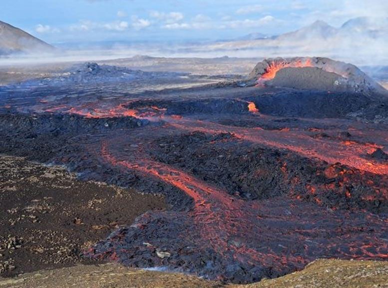 冰岛火山爆发是哪一年（地质过程相当活跃 冰岛火山爆发可能持续几十年）-第3张图片-拓城游