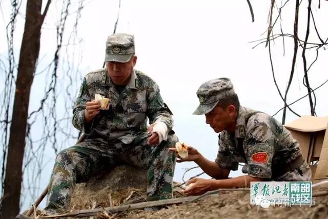 扫雷的规则与技巧（扫雷现场50图，哪张感动了你？）-第38张图片-拓城游