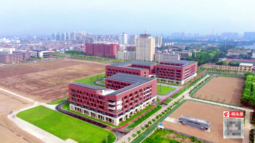 长江雨课堂和雨课堂互通吗（投资1.45亿！长江大学建成&quot;超豪华&quot;智慧教学楼，今年9月投入使用）-第2张图片-拓城游