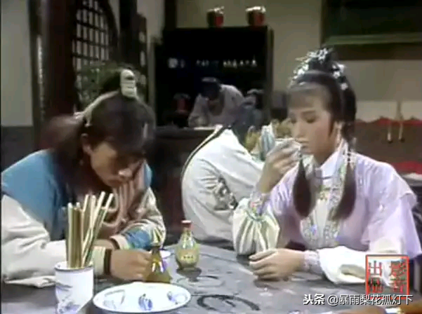 古龙武侠小说《天涯明月刀》中明月心简介（谁还记得1985年播放的《天涯明月刀》—经典的古装武侠电视剧）-第10张图片-拓城游